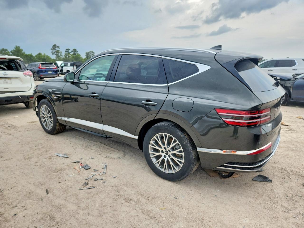 2025 Genesis Gv80 Standard - Image 2