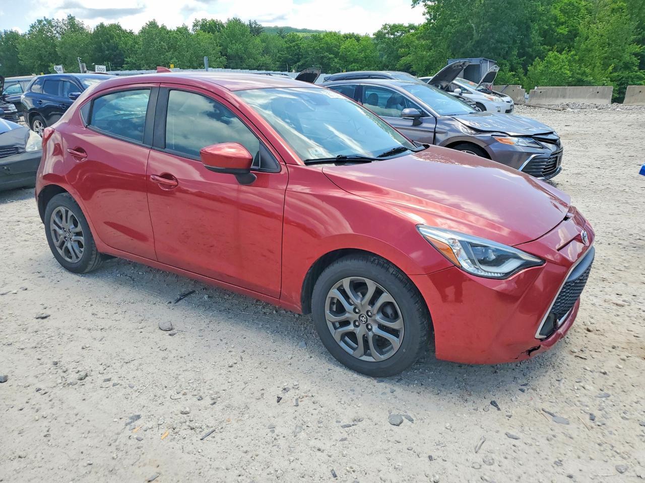 2020 Toyota Yaris Hatchback Xle - Фото 4