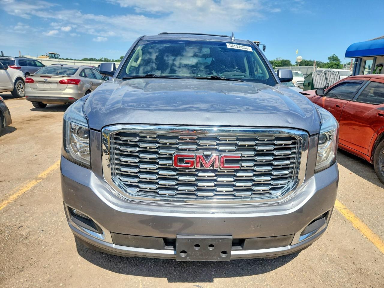 2019 GMC Yukon Denali - Фото 5