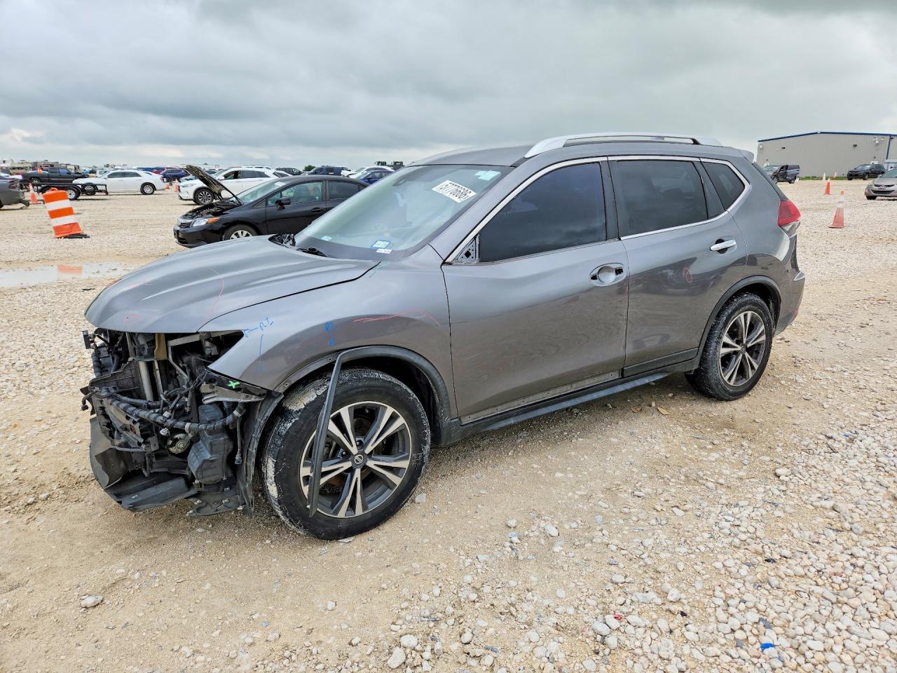 2020 Nissan Rogue Sv