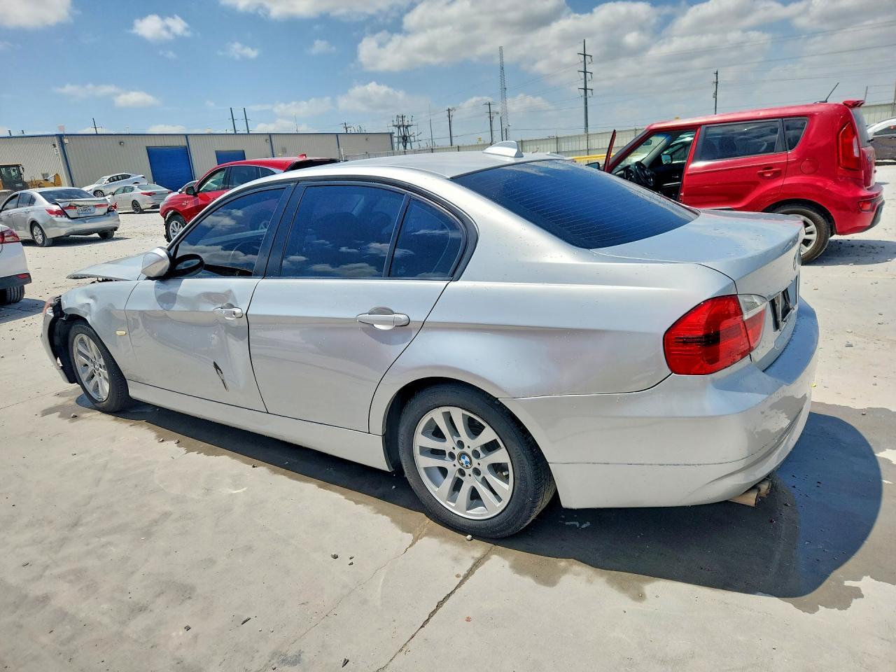 2006 BMW 325 I - Фото 2