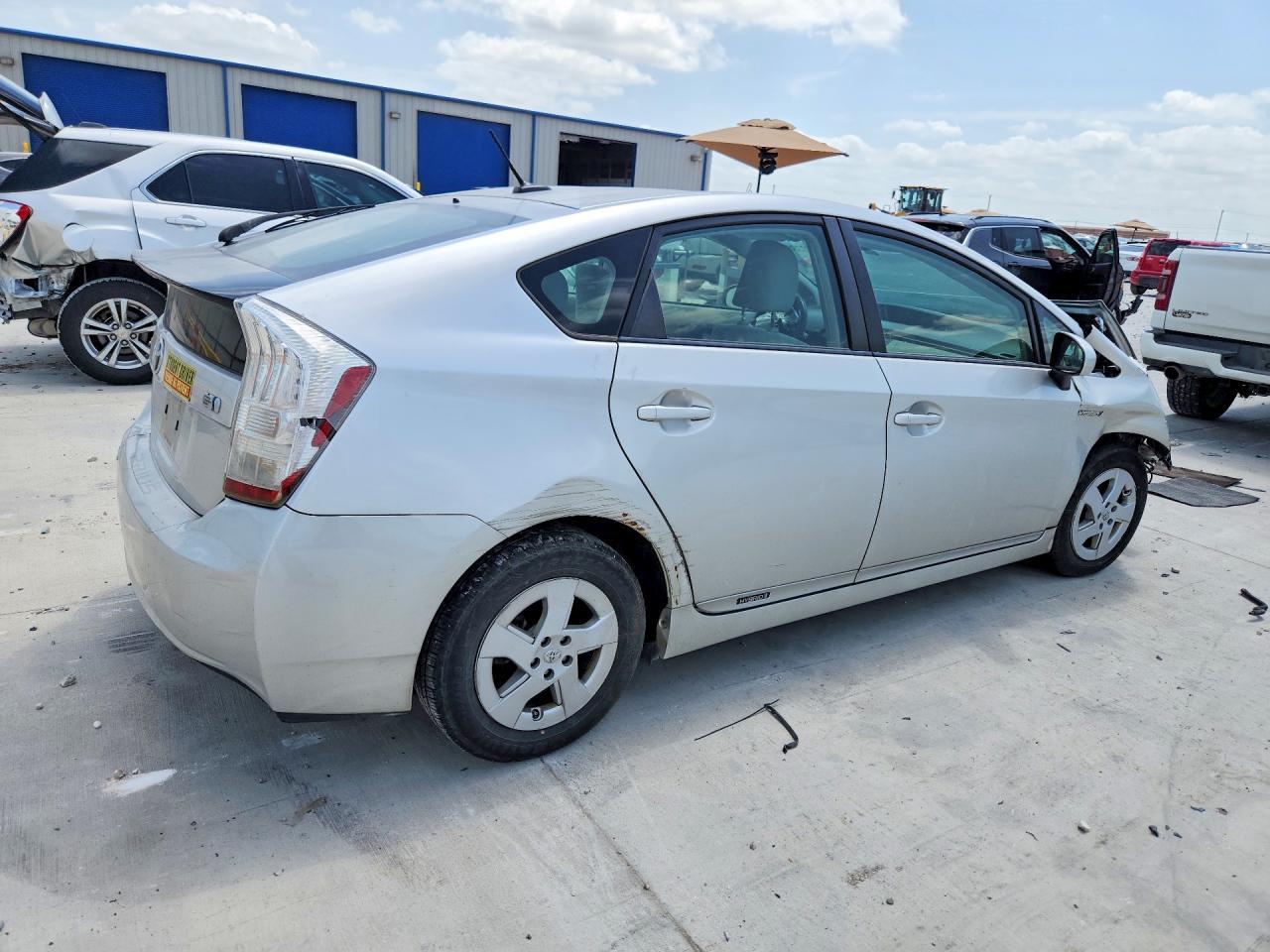 2011 Toyota Prius - Image 3