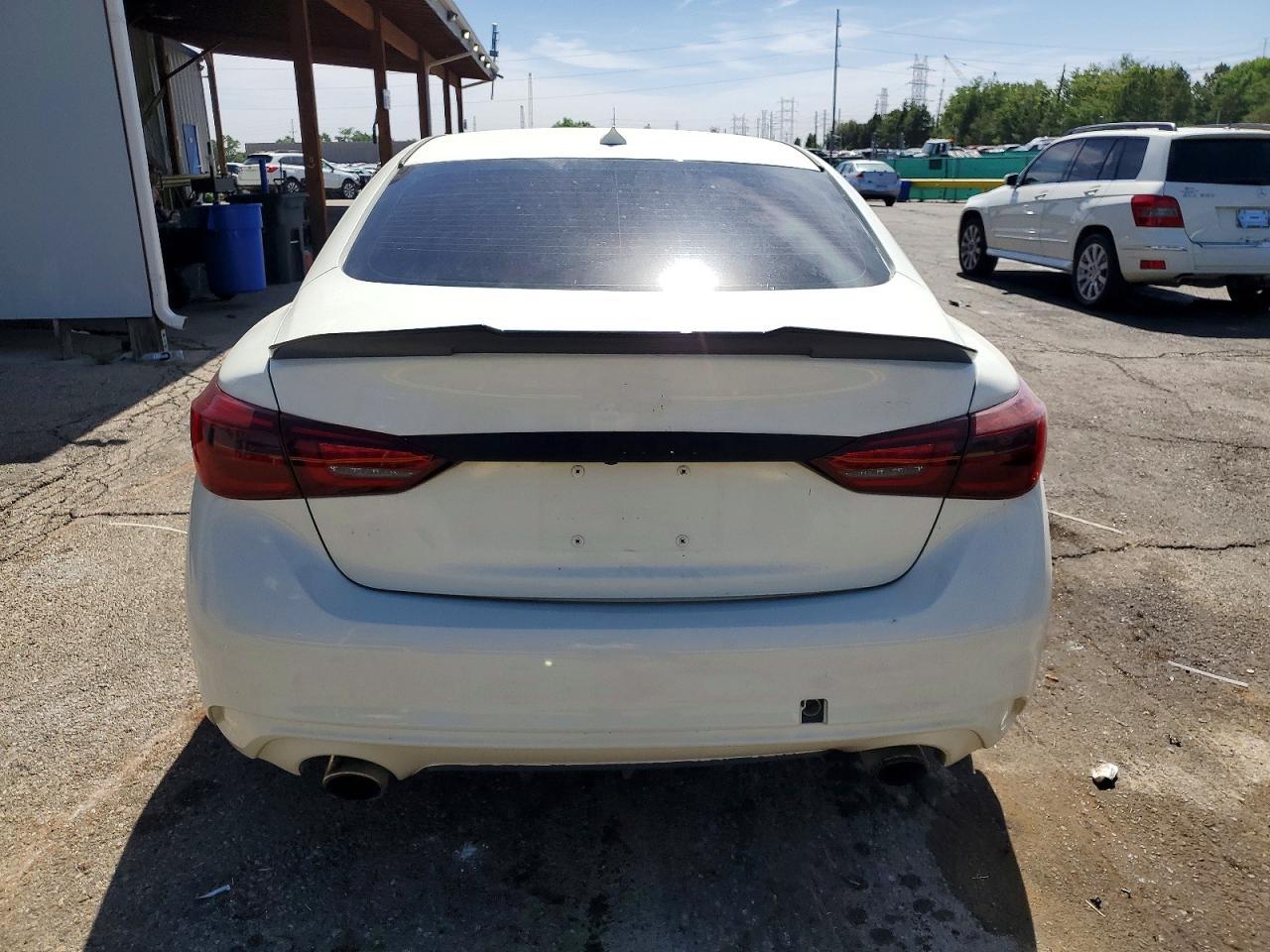 2019 Infiniti Q50 3.0T Luxe - Фото 6