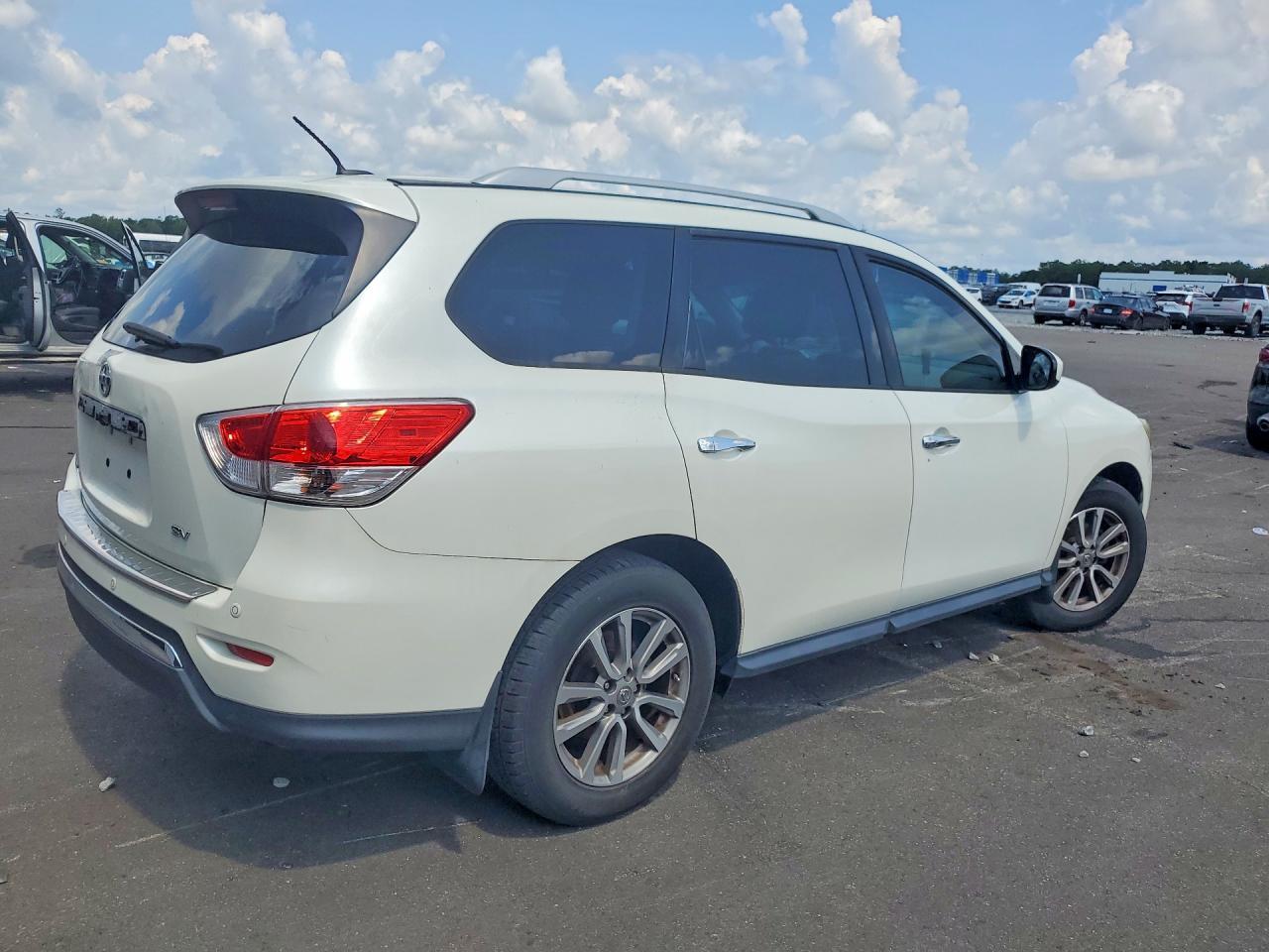 2015 Nissan Pathfinder Sv - Фото 3
