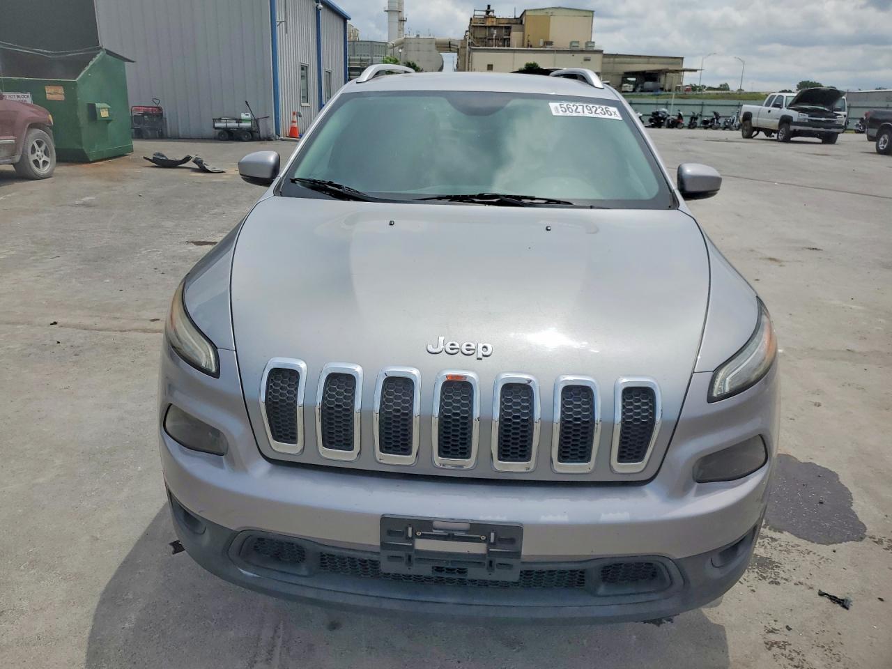 2016 Jeep Cherokee Latitude - Image 5