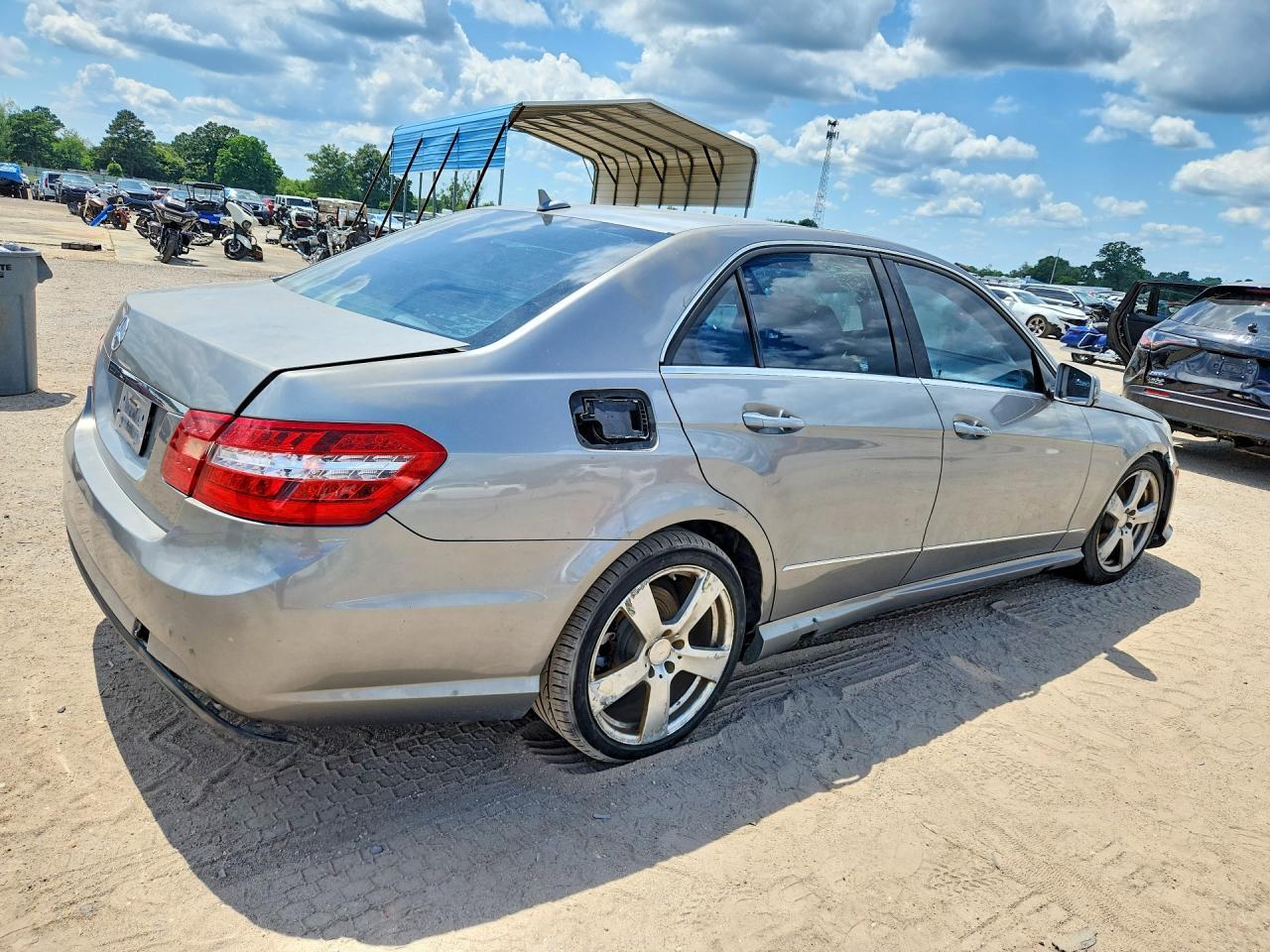 2010 Mercedes-Benz E 350 - Фото 3