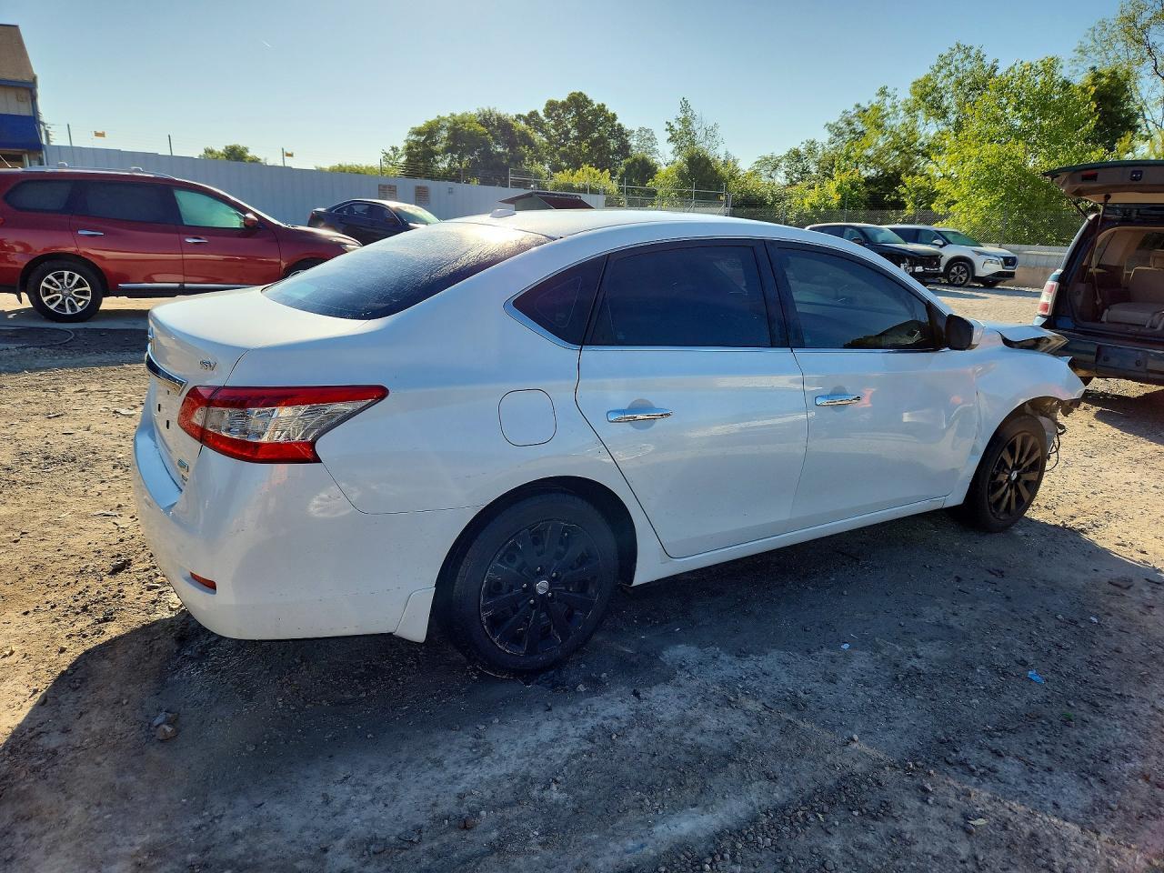 2013 Nissan Sentra S - Фото 3