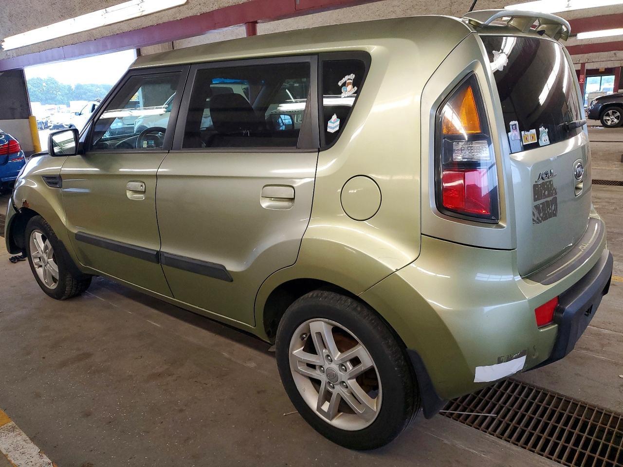 2010 Kia Soul + - Фото 2