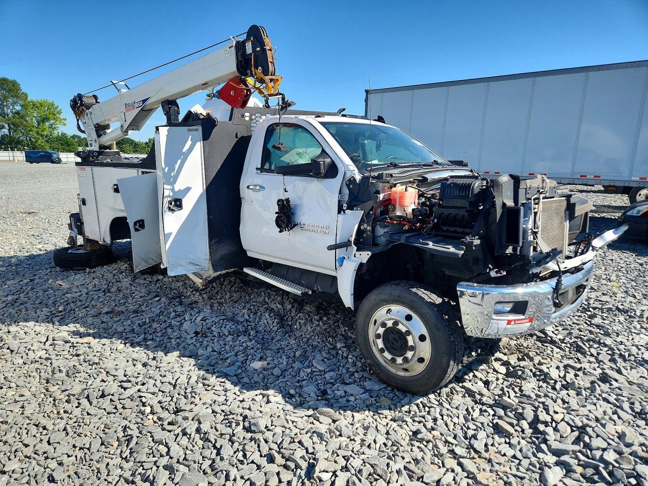 2023 Chevrolet Silverado Medium Duty - Фото 4