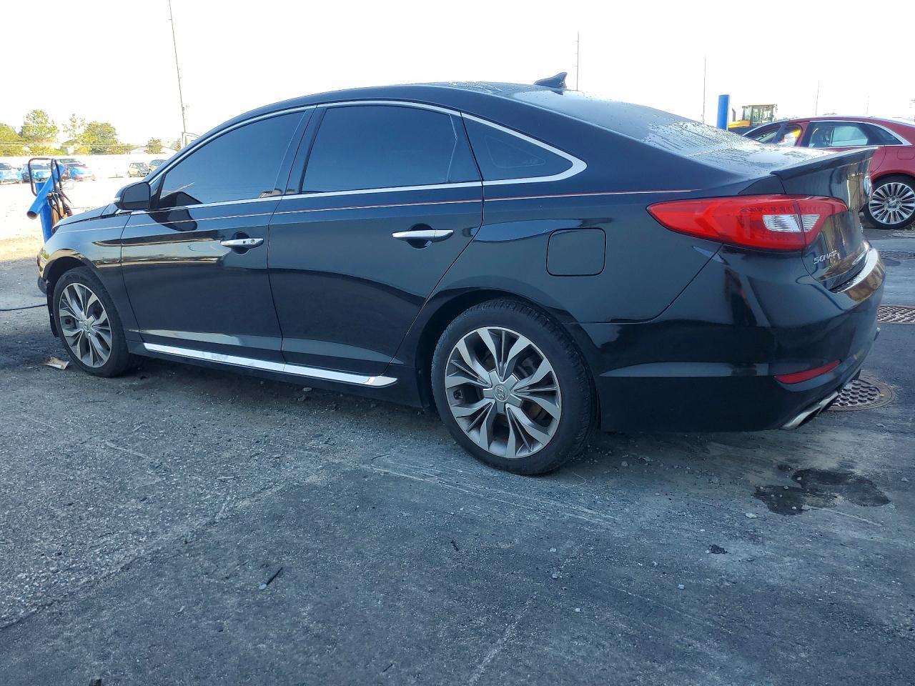 2017 Hyundai Sonata Limited 2.0T - Фото 2