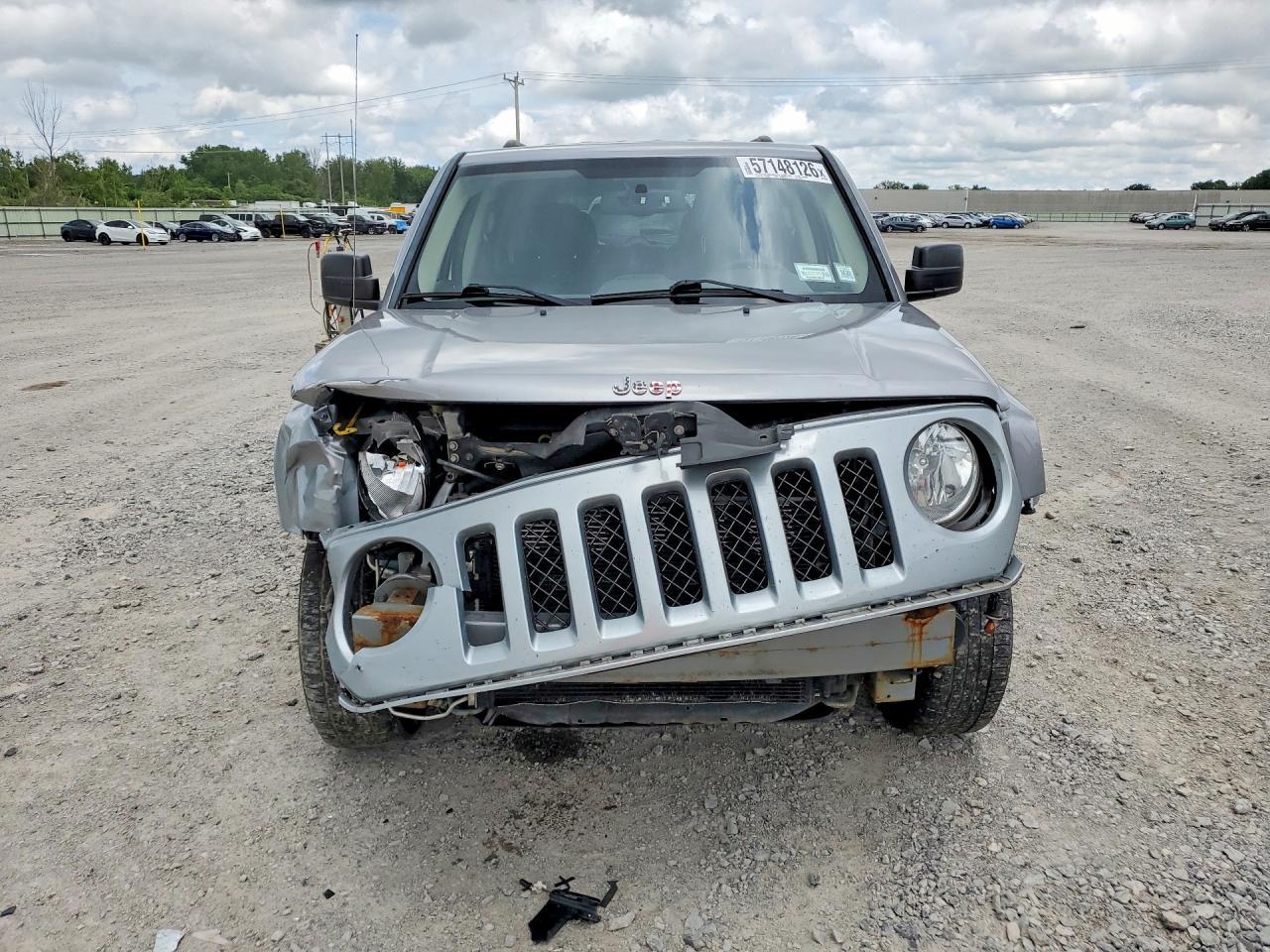 2016 Jeep Patriot Latitude - Image 5