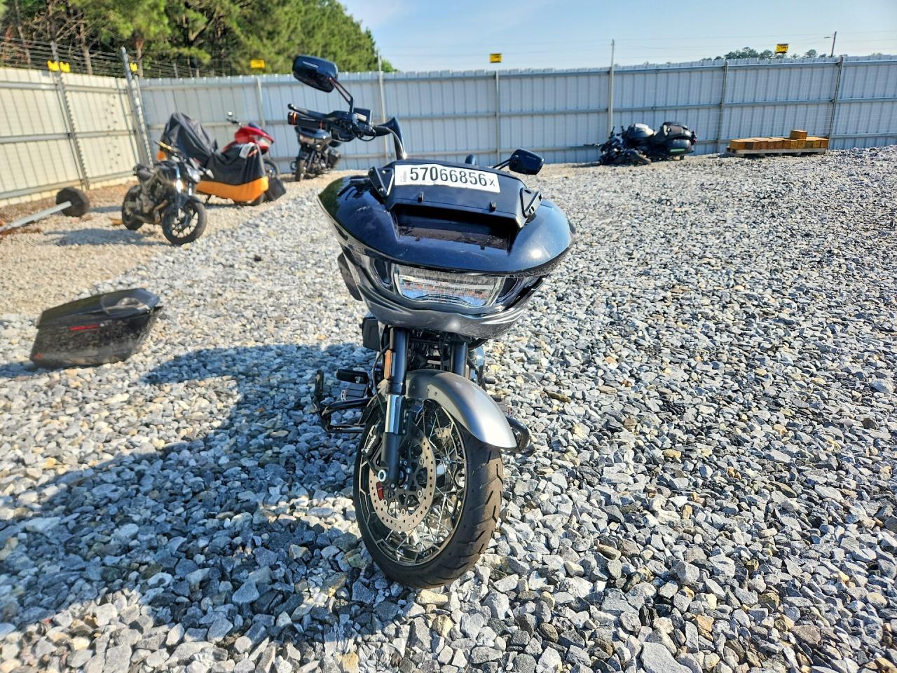 2025 Harley-Davidson Fltrxse - Image 2