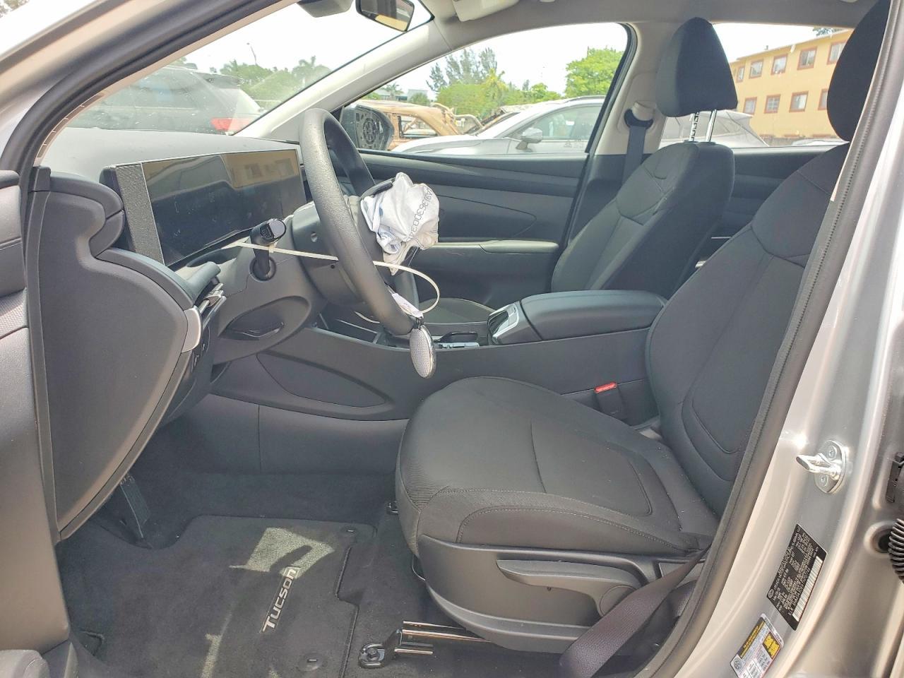 2026 Hyundai Tucson Se - Image 7