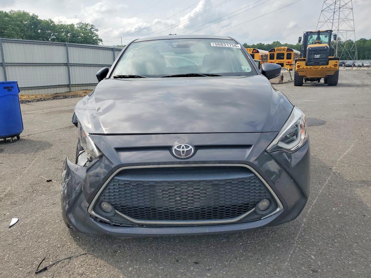 2020 Toyota Yaris Hatchback Xle - Фото 5