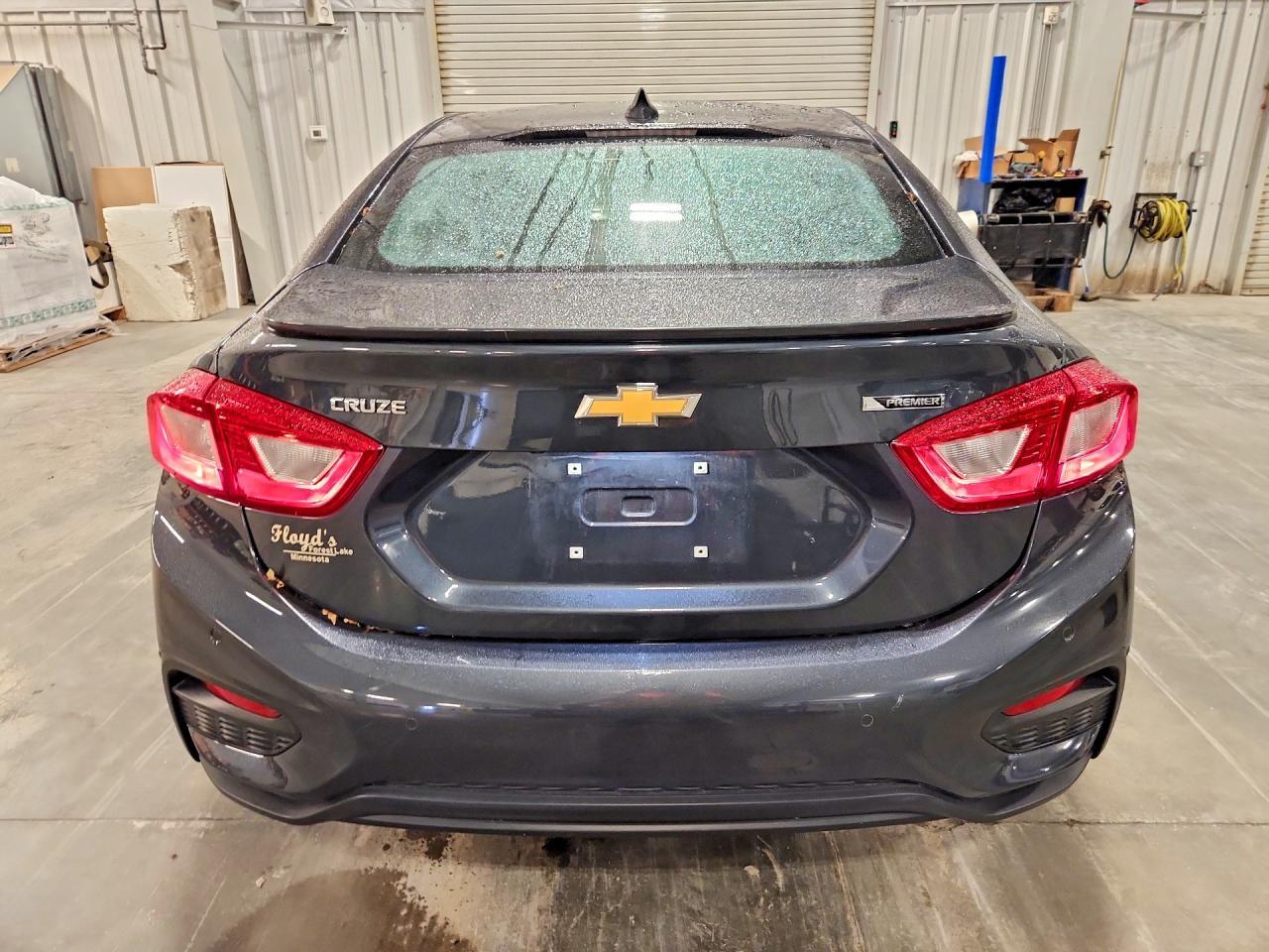 2017 Chevrolet Cruze Premier - Image 6