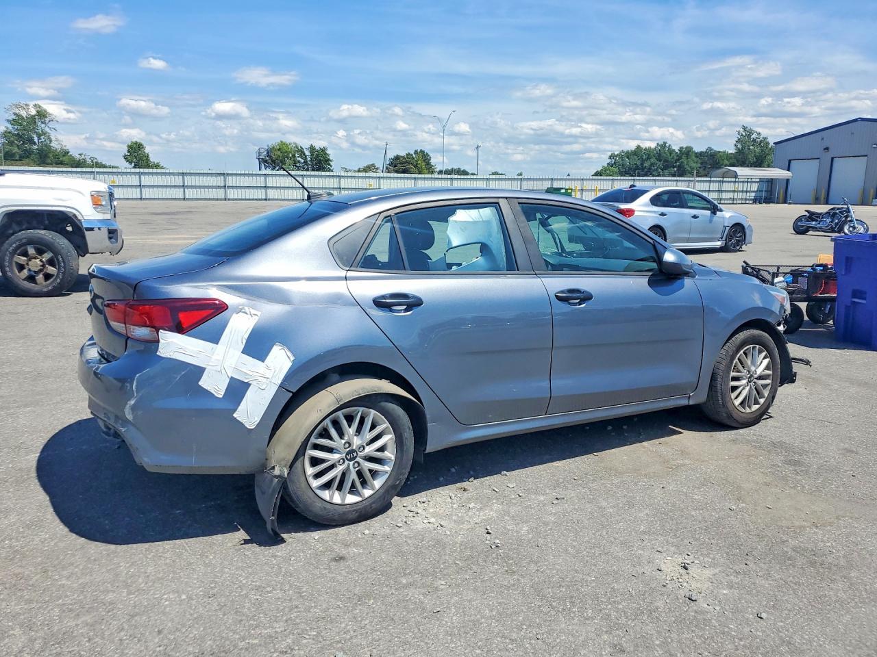 2019 Kia Rio S - Фото 3
