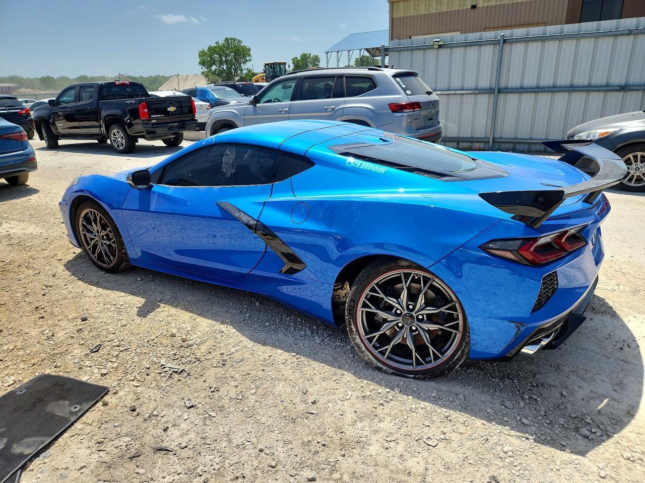 2024 Chevrolet Corvette Stingray 2Lt - Фото 2