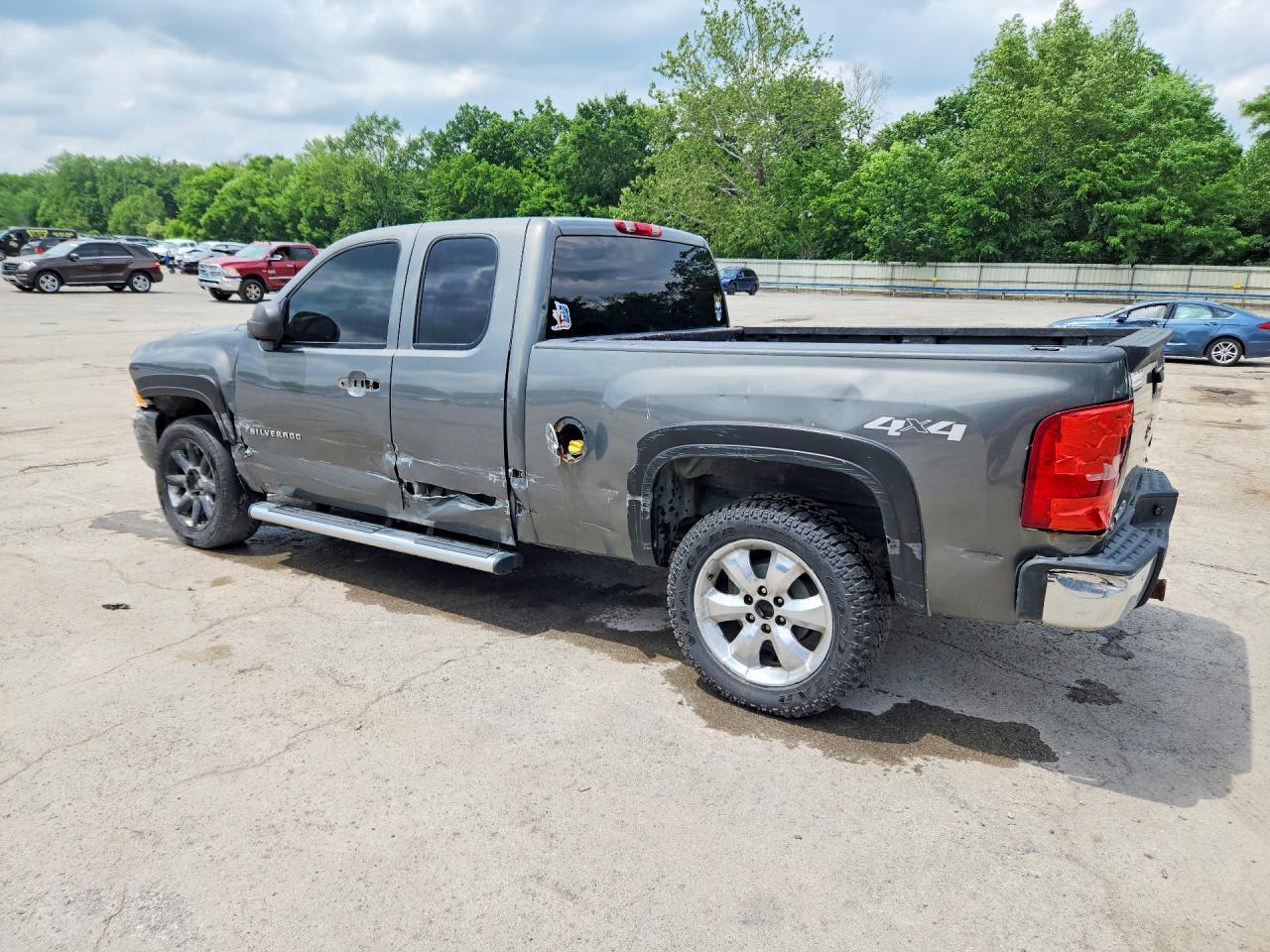 2011 Chevrolet Silverado K1500 Lt - Фото 2