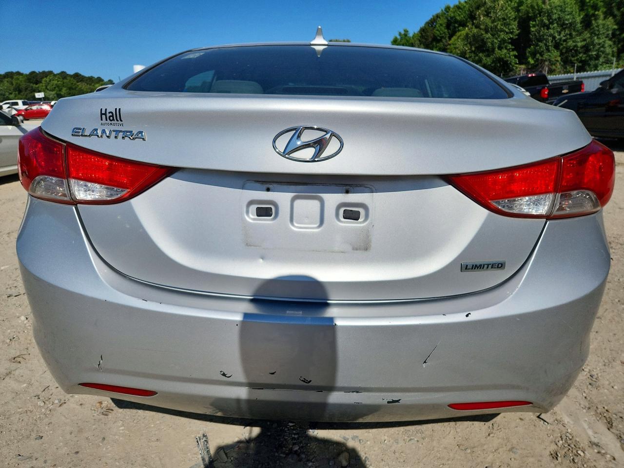 2012 Hyundai Elantra Limited - Image 6