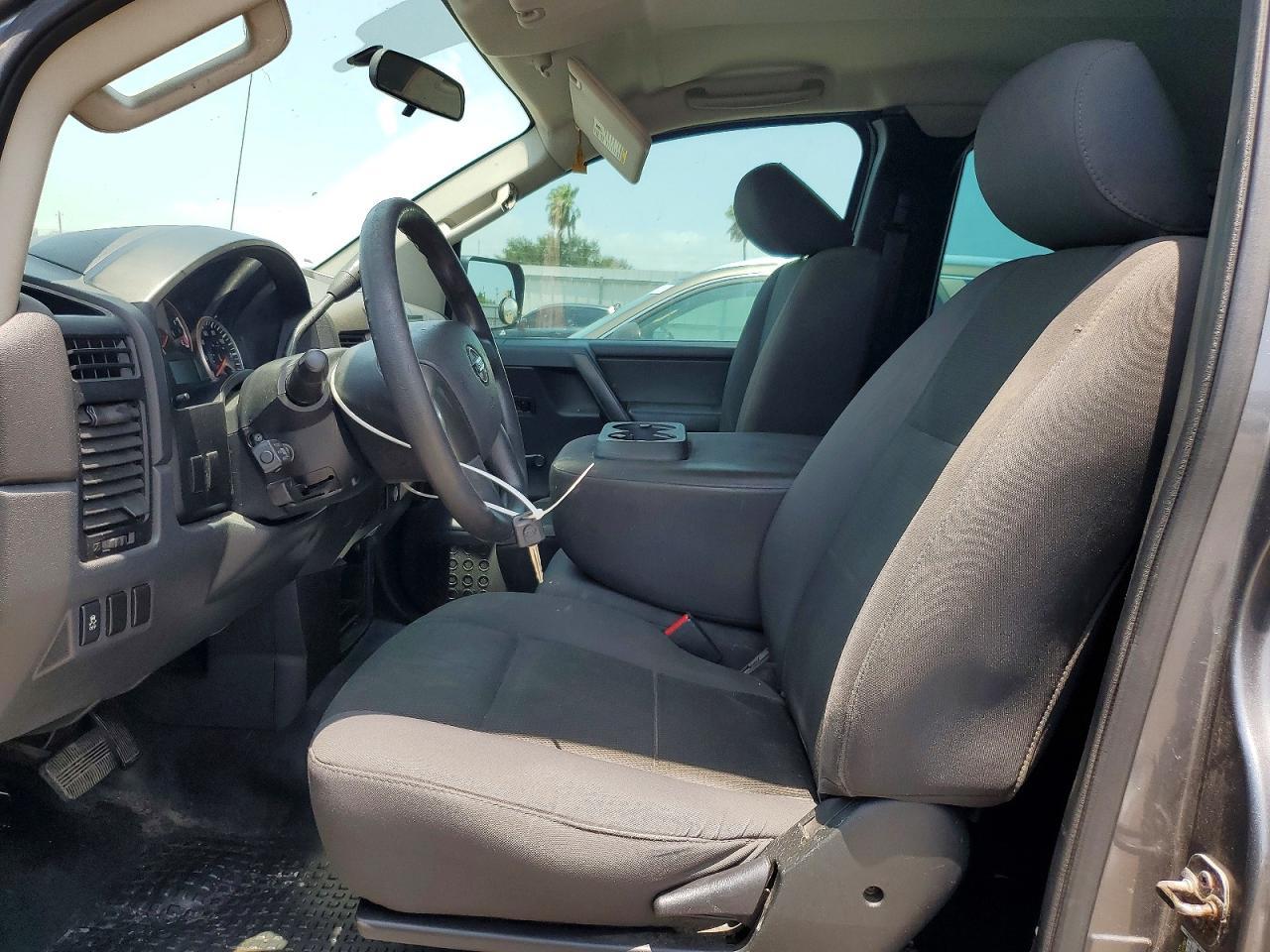 2013 Nissan Titan - Фото 7