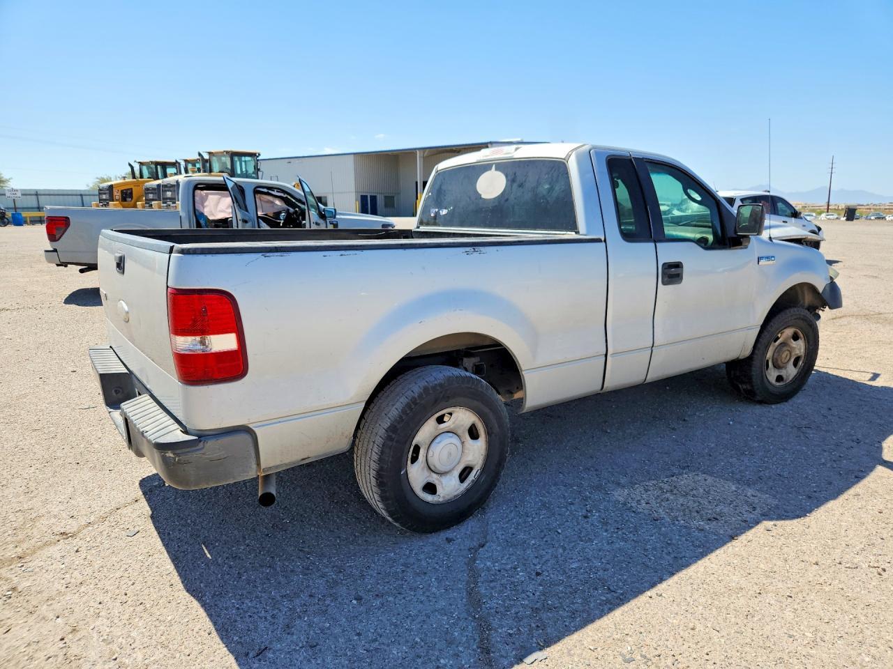 2005 Ford F150 - Фото 3