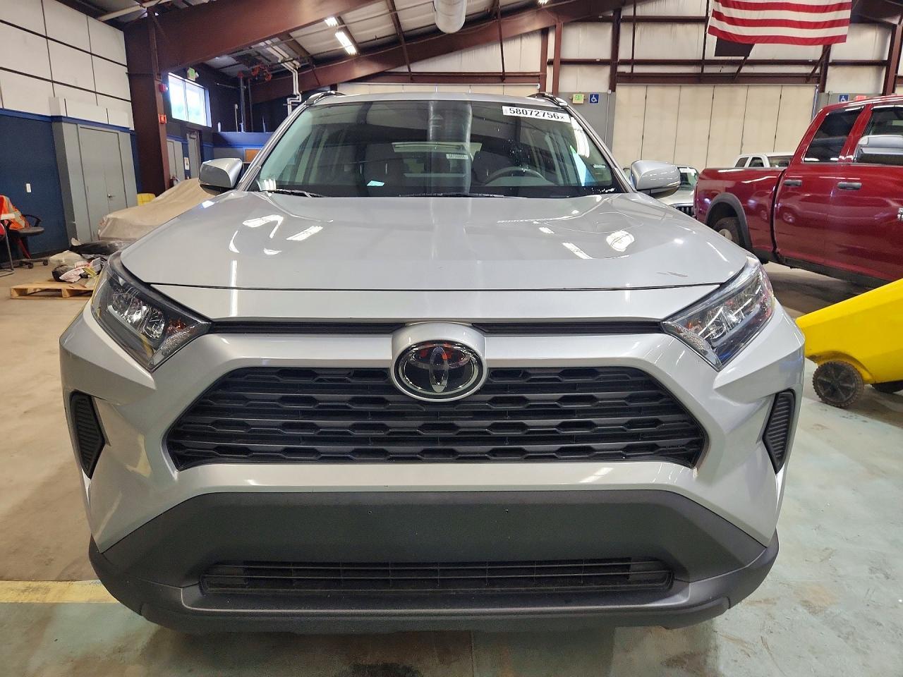 2020 Toyota Rav4 Le - Image 5