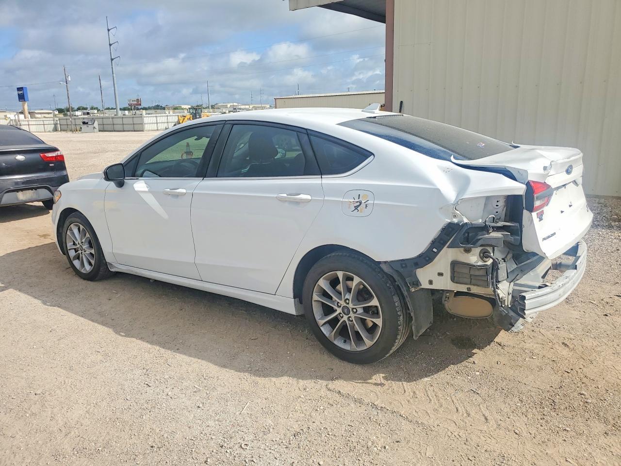2019 Ford Fusion Se - Фото 2