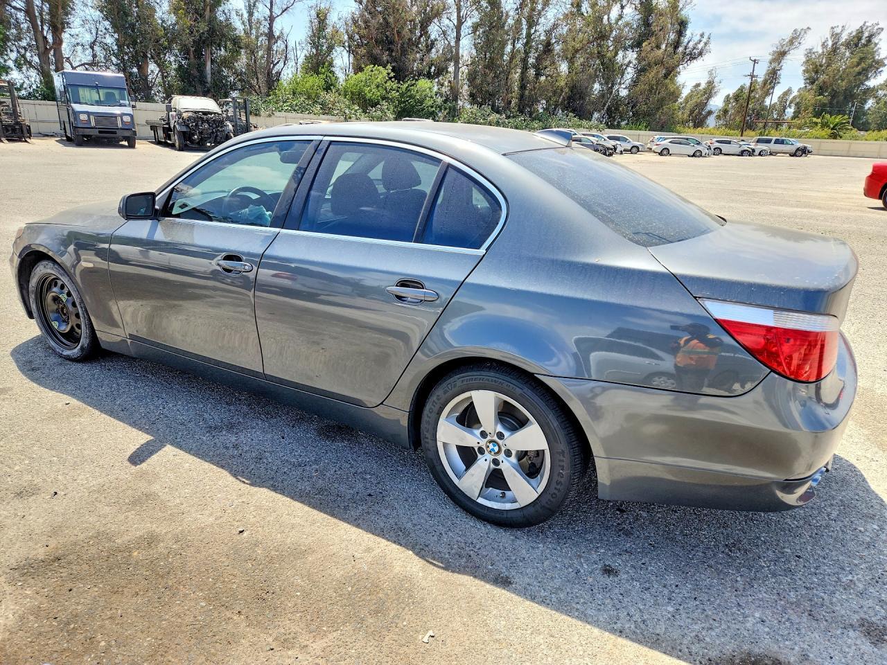 2007 BMW 525 Xi - Фото 2