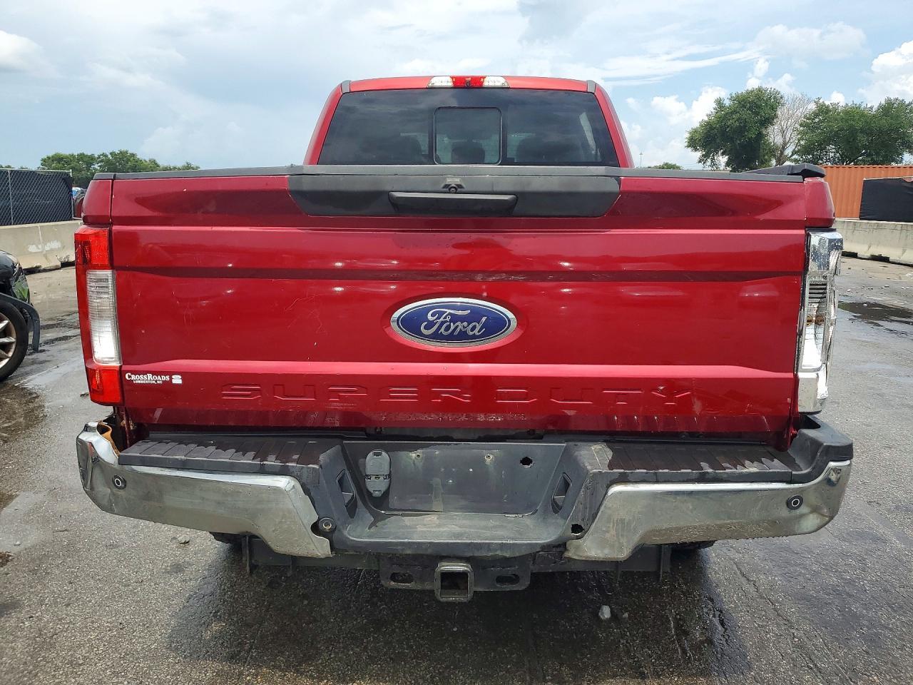 2017 Ford F250 Super Duty - Фото 6