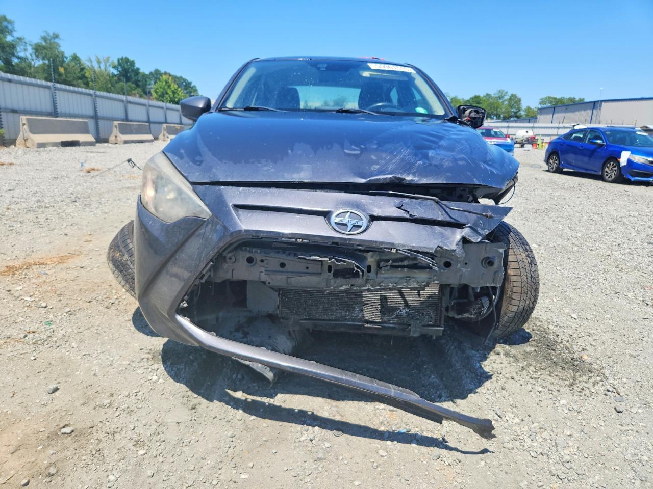 2016 Scion Ia Base - Фото 5