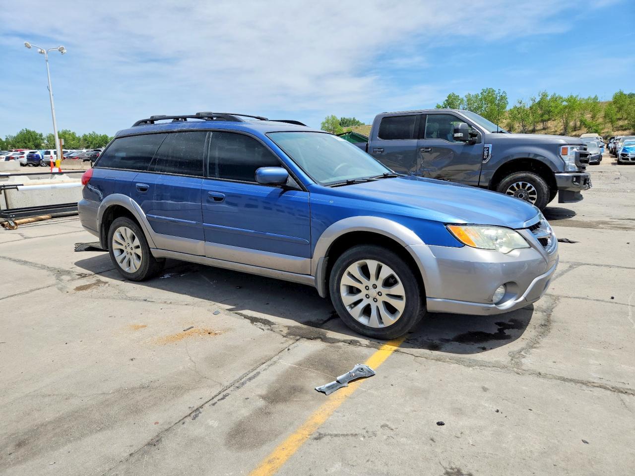 2009 Subaru Outback 2.5I Limited - Image 4
