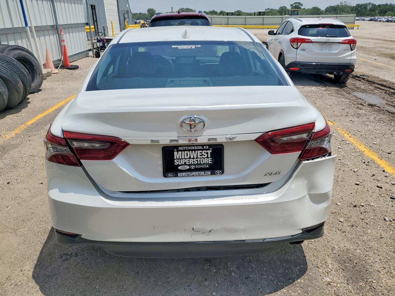 2021 Toyota Camry Xle - Image 6