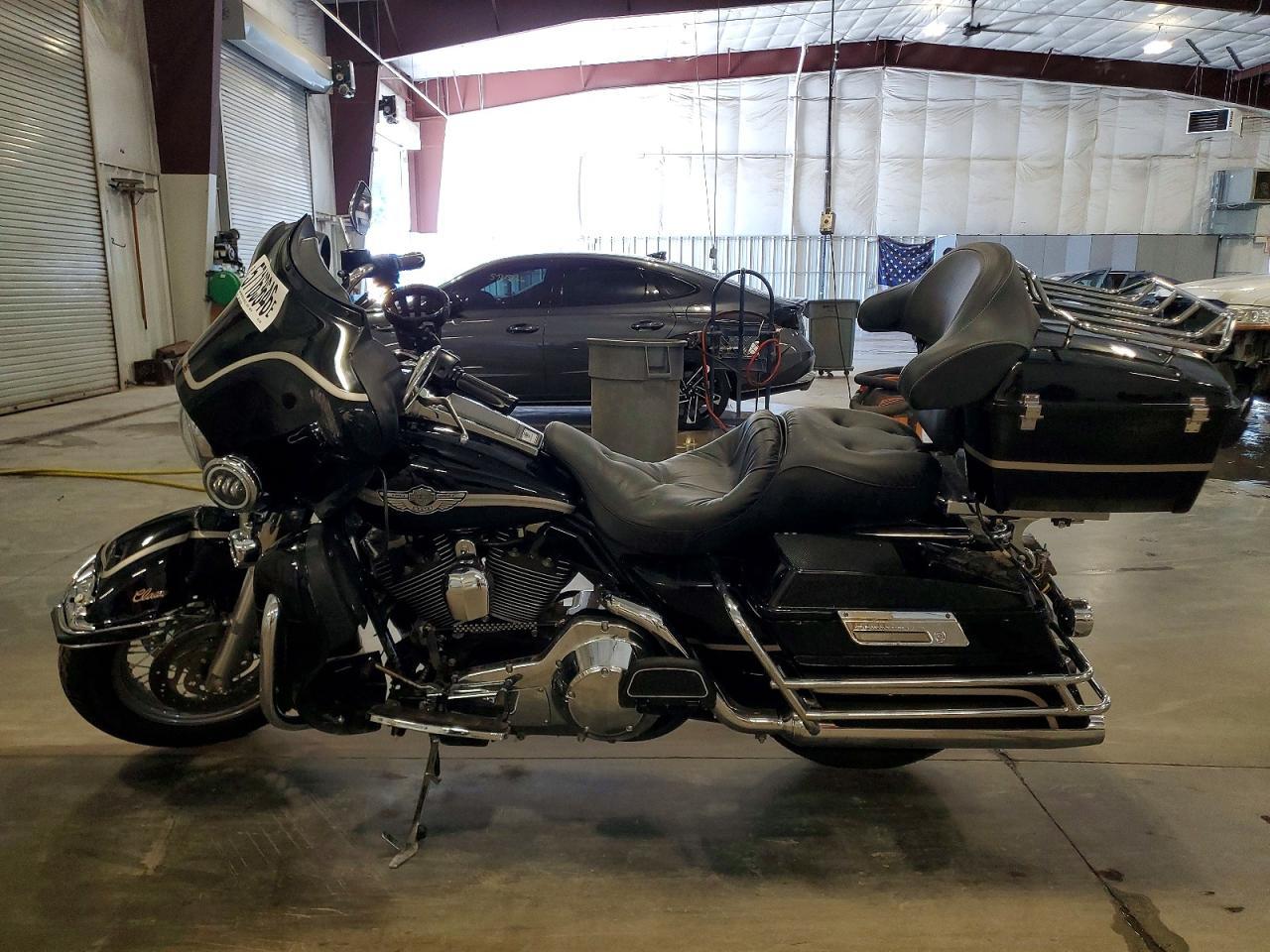 2003 Harley-Davidson Flhtci - Image 3