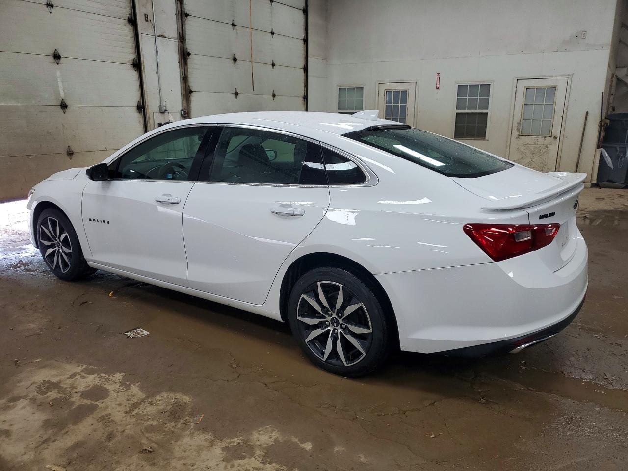 2021 Chevrolet Malibu Rs - Фото 2