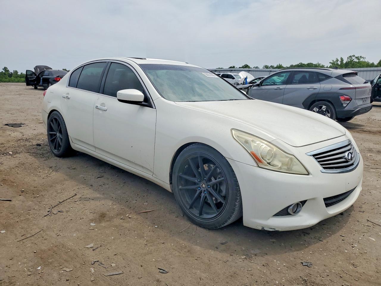 2010 Infiniti G37 Sedan X - Фото 4