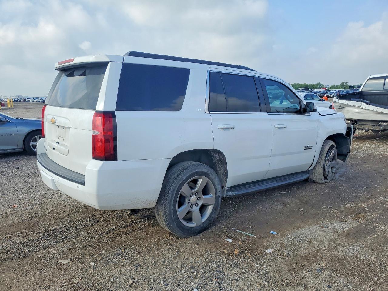 2019 Chevrolet Tahoe C1500 Lt - Image 3