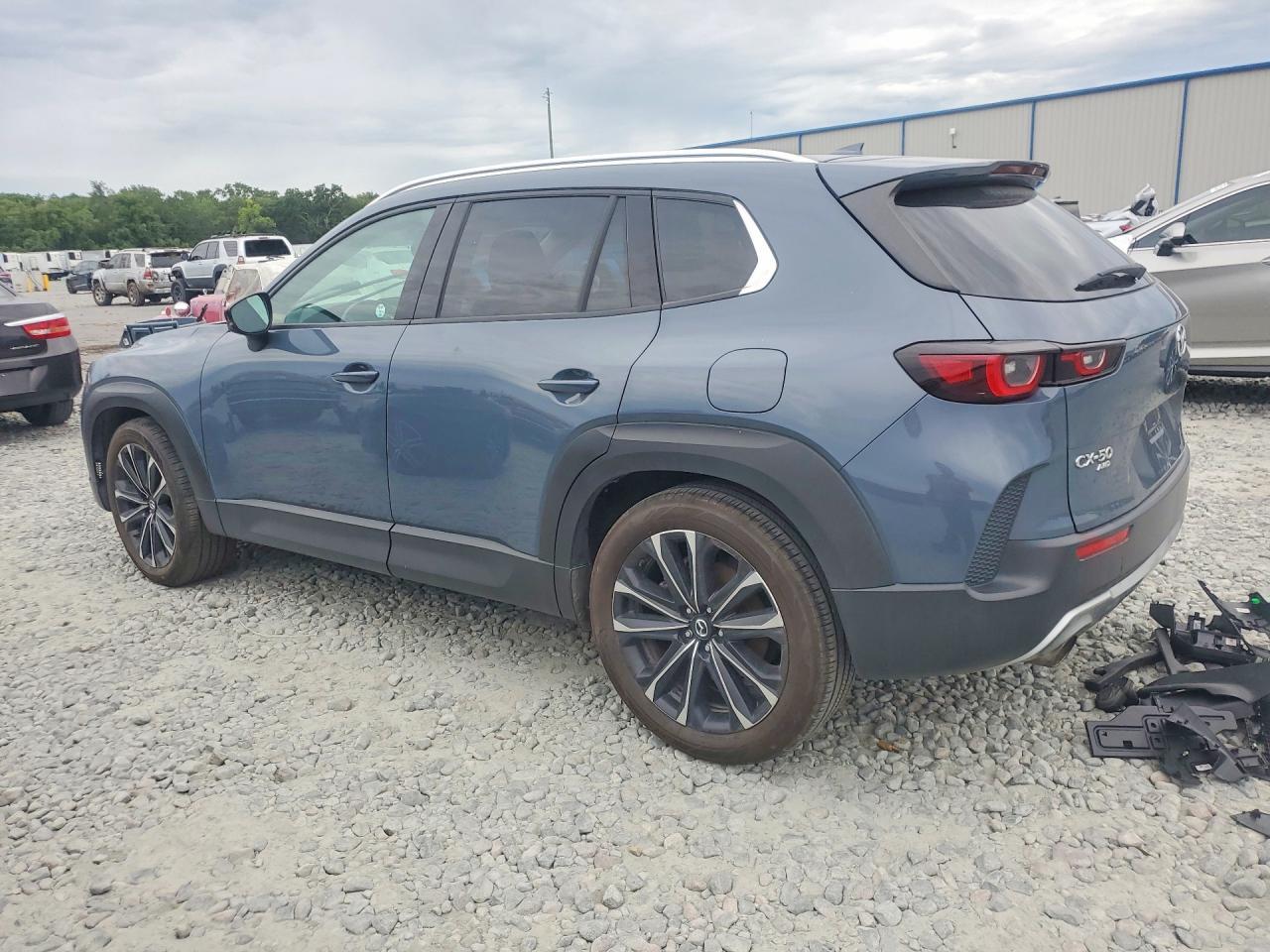 2023 Mazda Cx-50 Premium - Фото 2