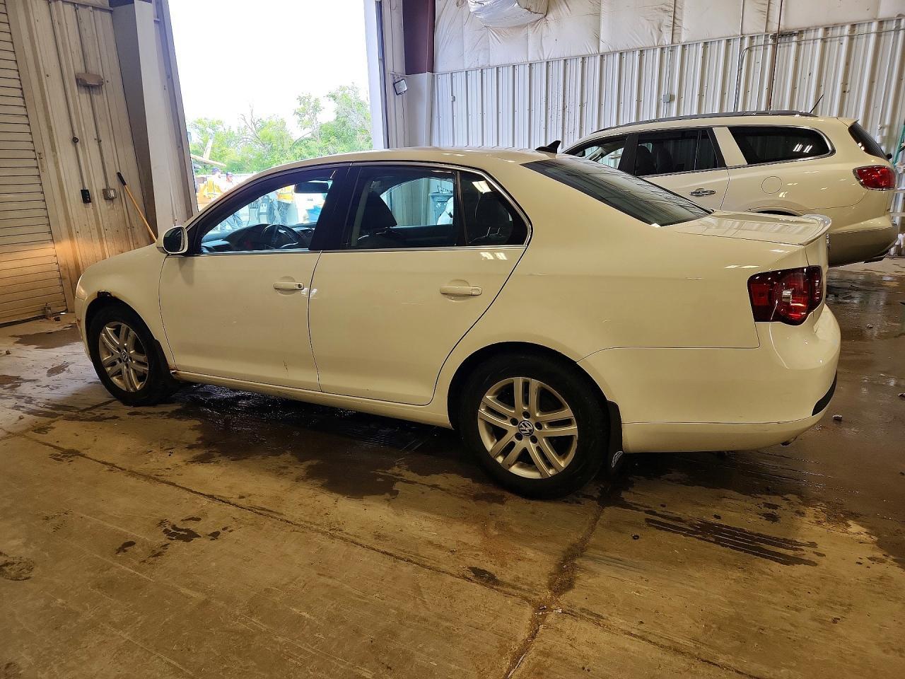 2009 Volkswagen Jetta Tdi - Фото 2