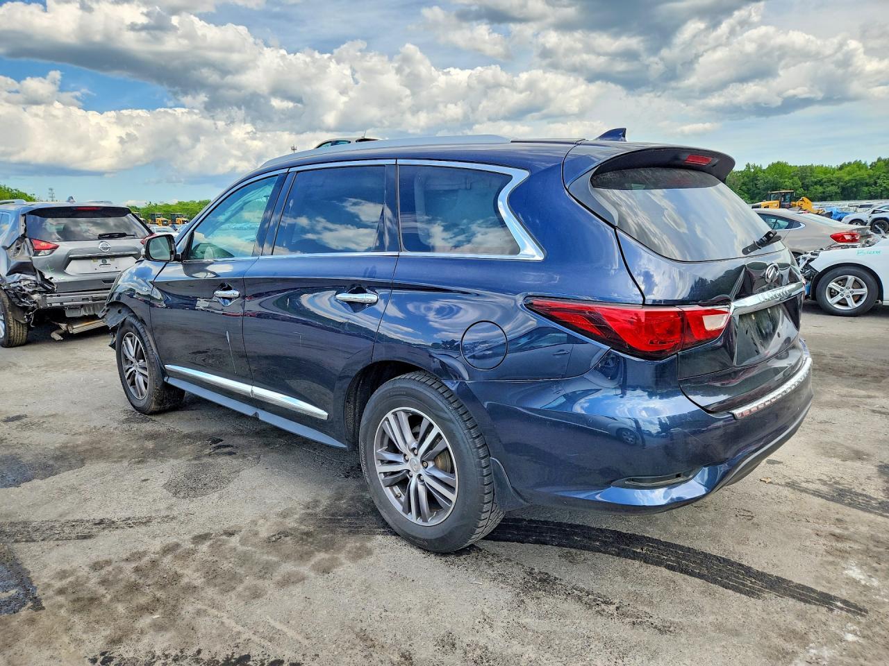 2016 Infiniti Qx60 Base - Фото 2