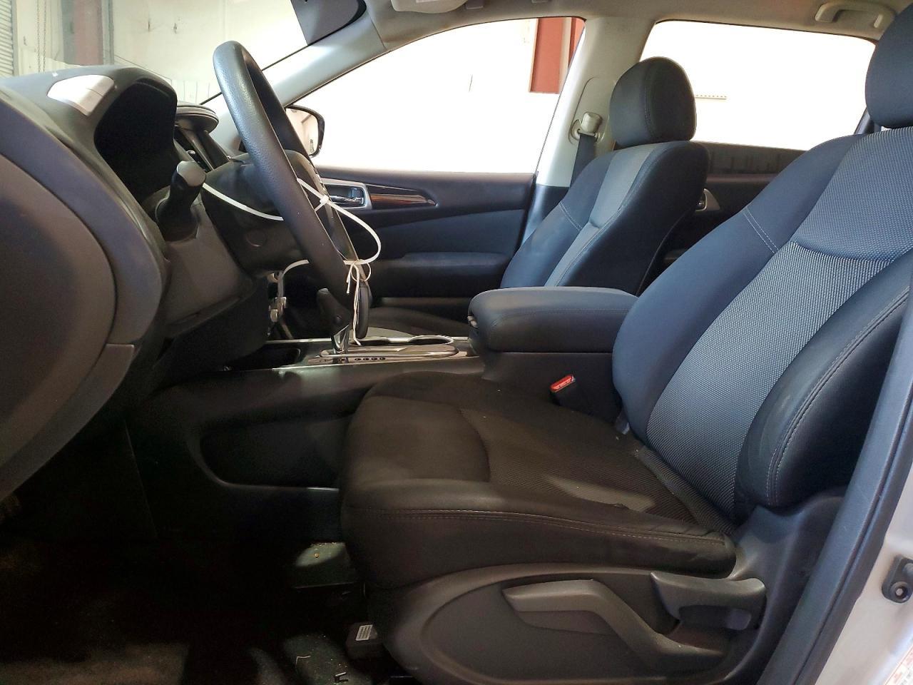 2017 Nissan Pathfinder S - Фото 7