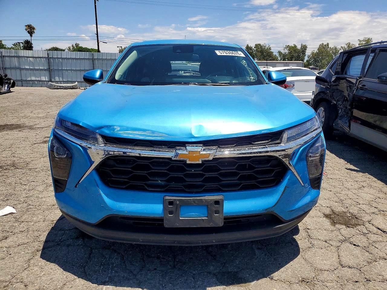 2025 Chevrolet Trax Ls - Фото 5