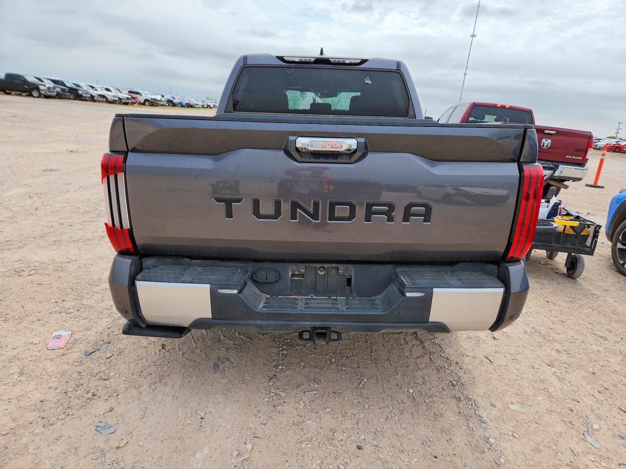 2025 Toyota Tundra Crewmax Limited - Фото 6