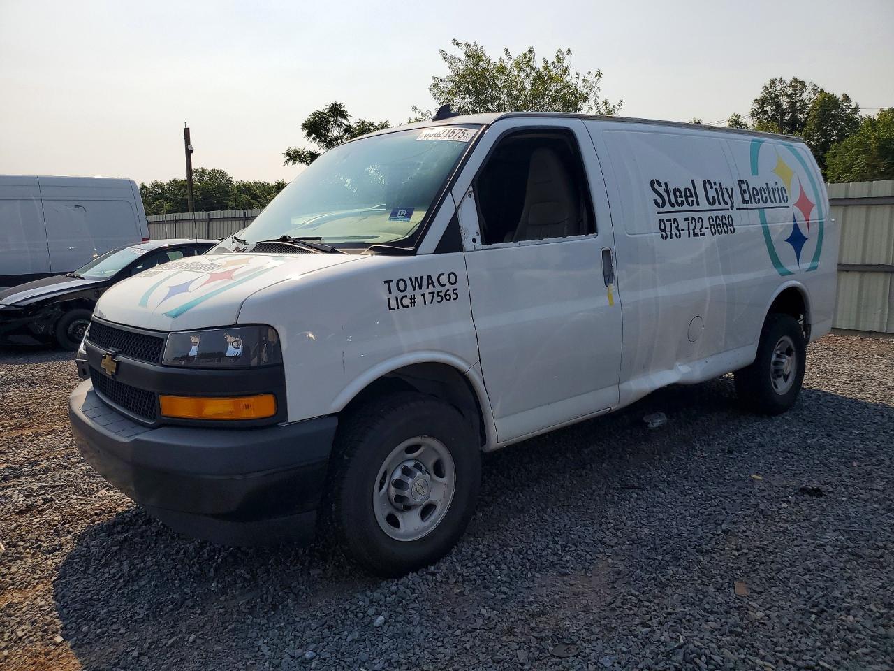 2020 Chevrolet Express G2500 Delivery Van