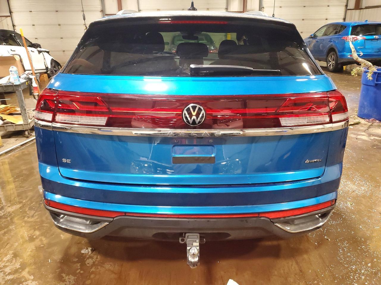 2025 Volkswagen Atlas Cross Sport Se - Image 6