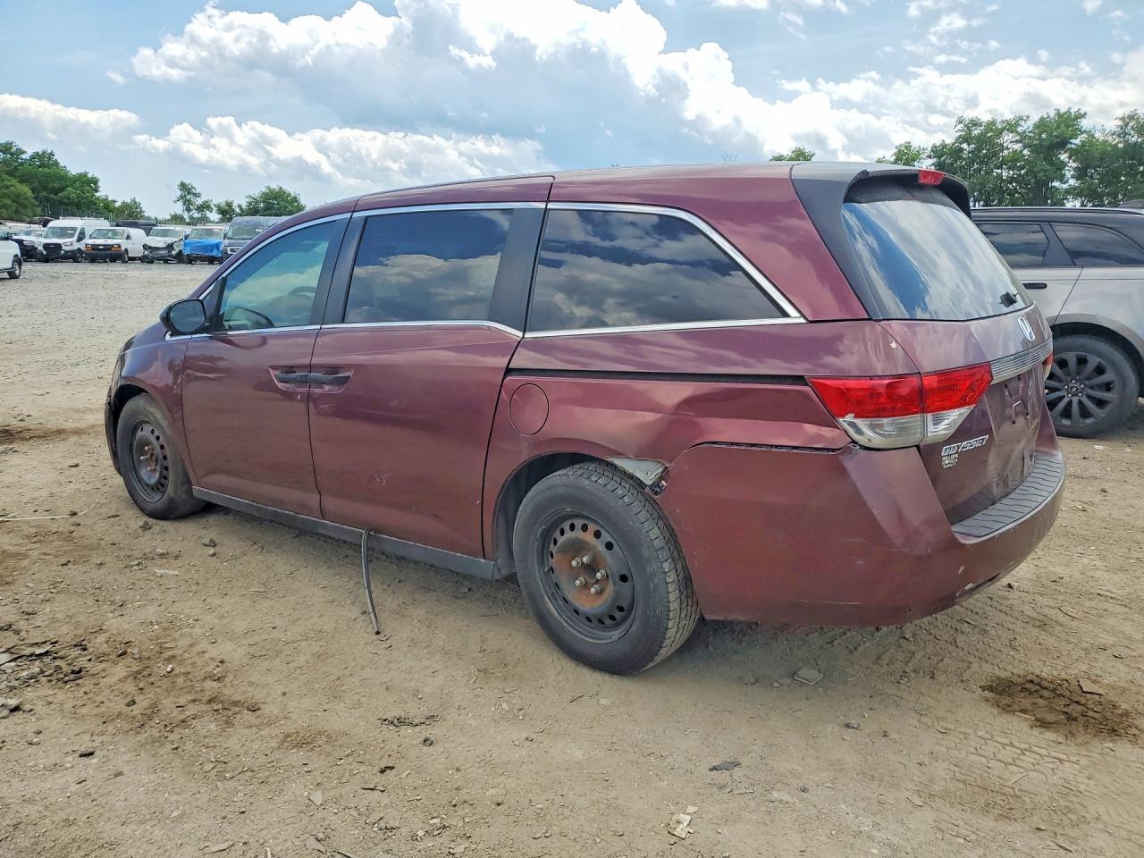 2016 Honda Odyssey Lx - Image 2