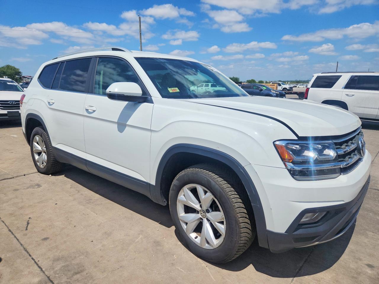 2022 Volkswagen Atlas Cross Sport Sel R-Line - Фото 4