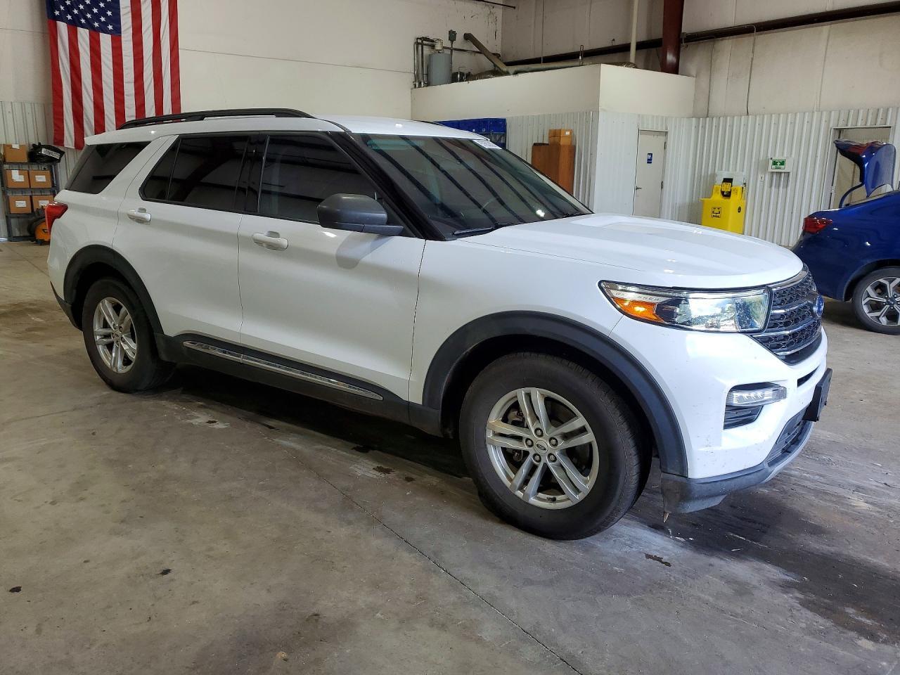 2023 Ford Explorer Xlt - Фото 4
