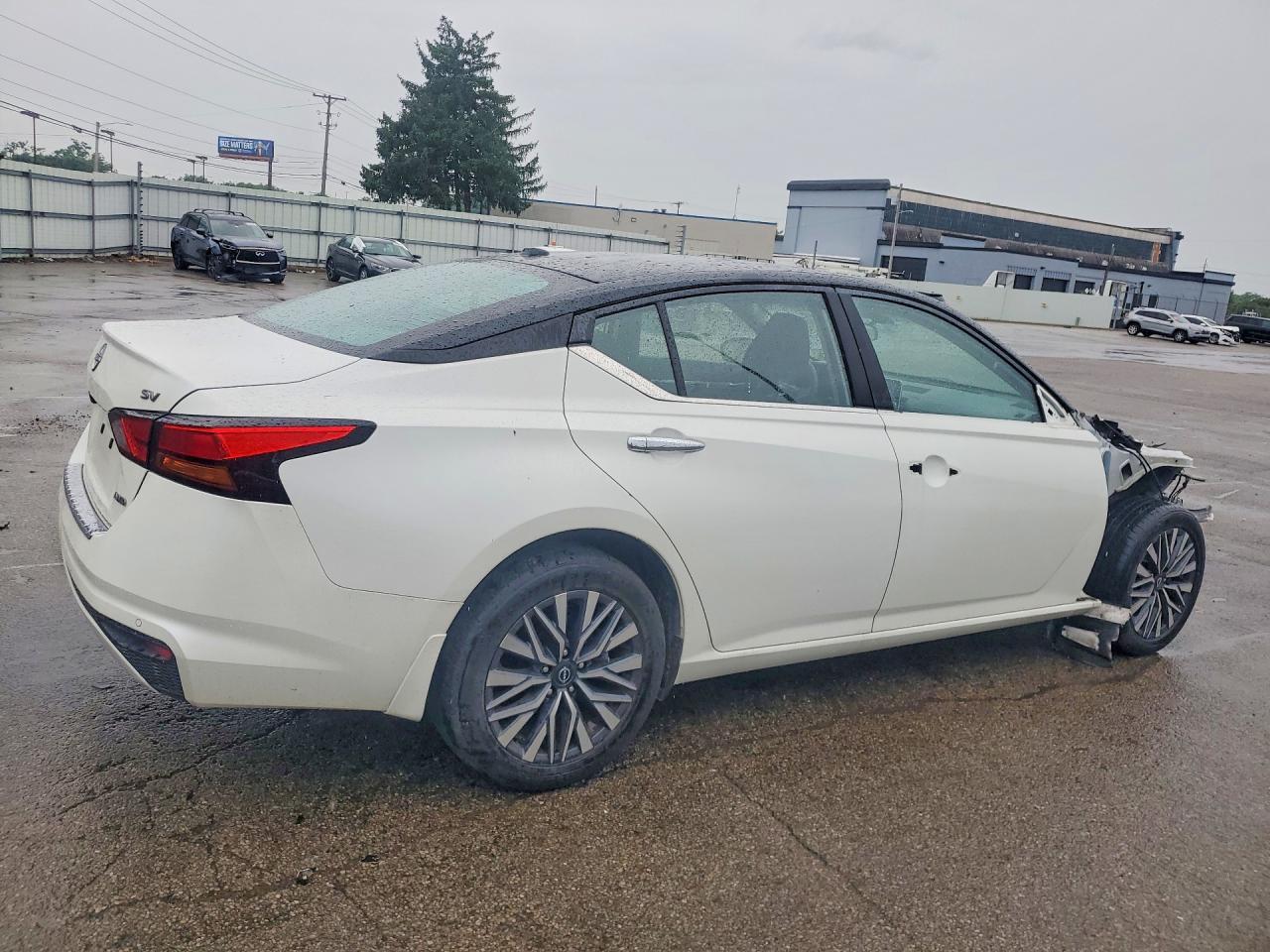 2023 Nissan Altima Sv - Фото 3