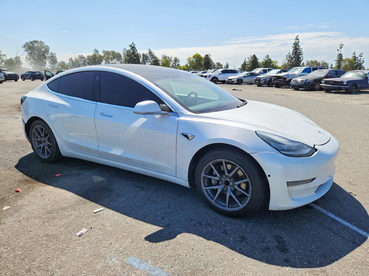 2020 Tesla Model 3 - Фото 4