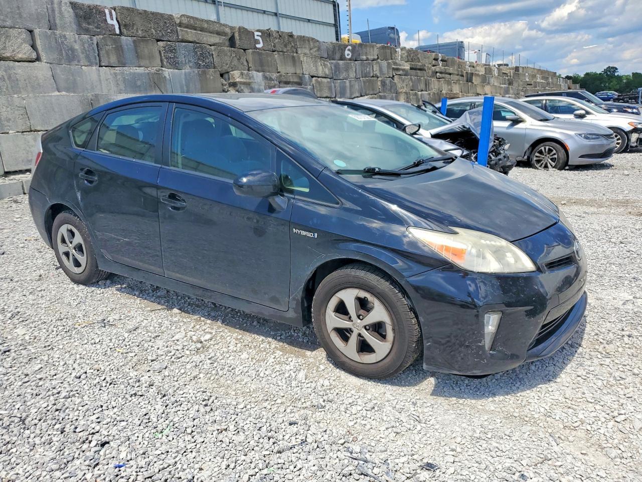 2012 Toyota Prius Two - Фото 4